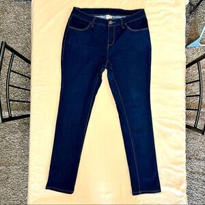 Faded glory jeans in a size 10p